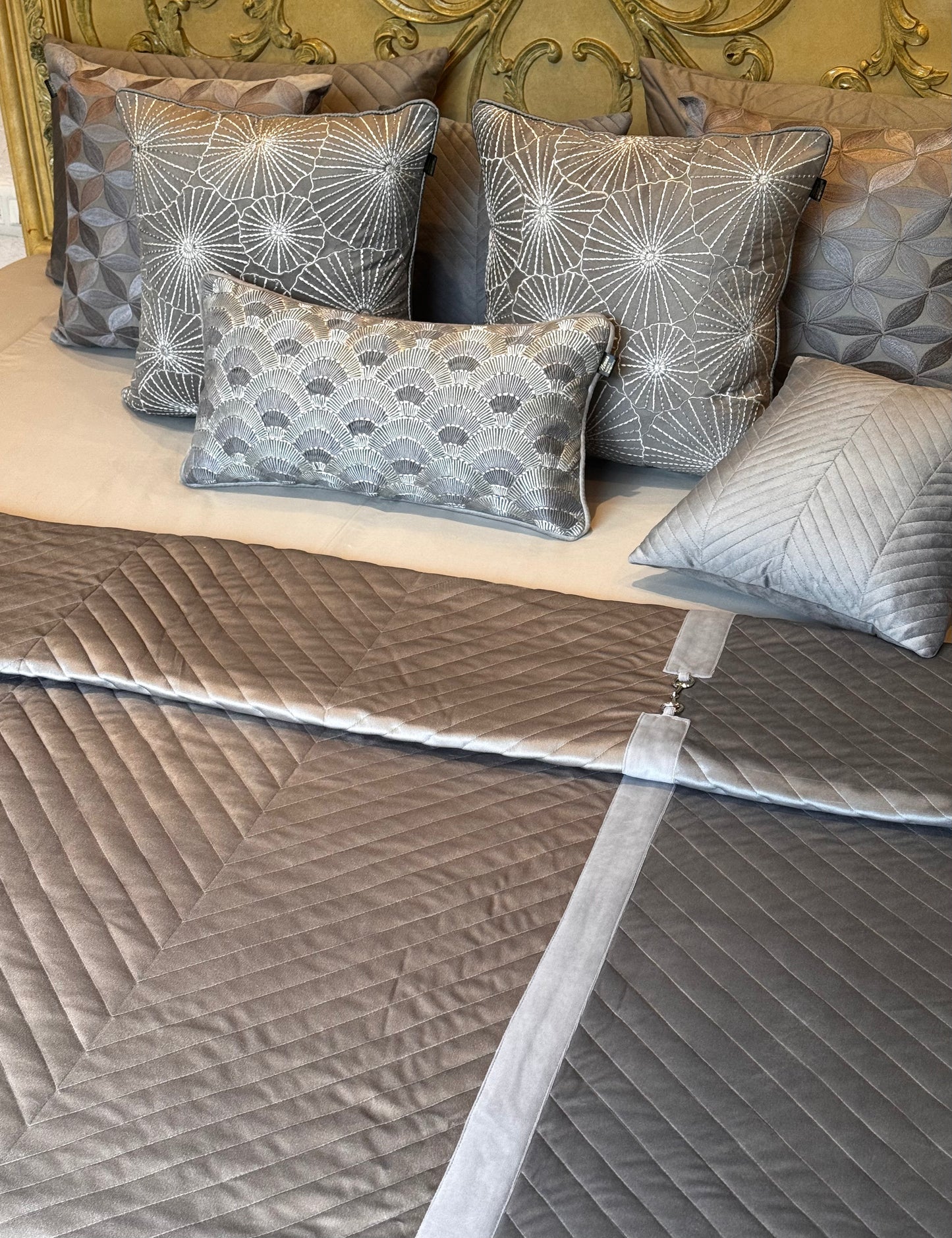 The Grey Crescent Bedding Set