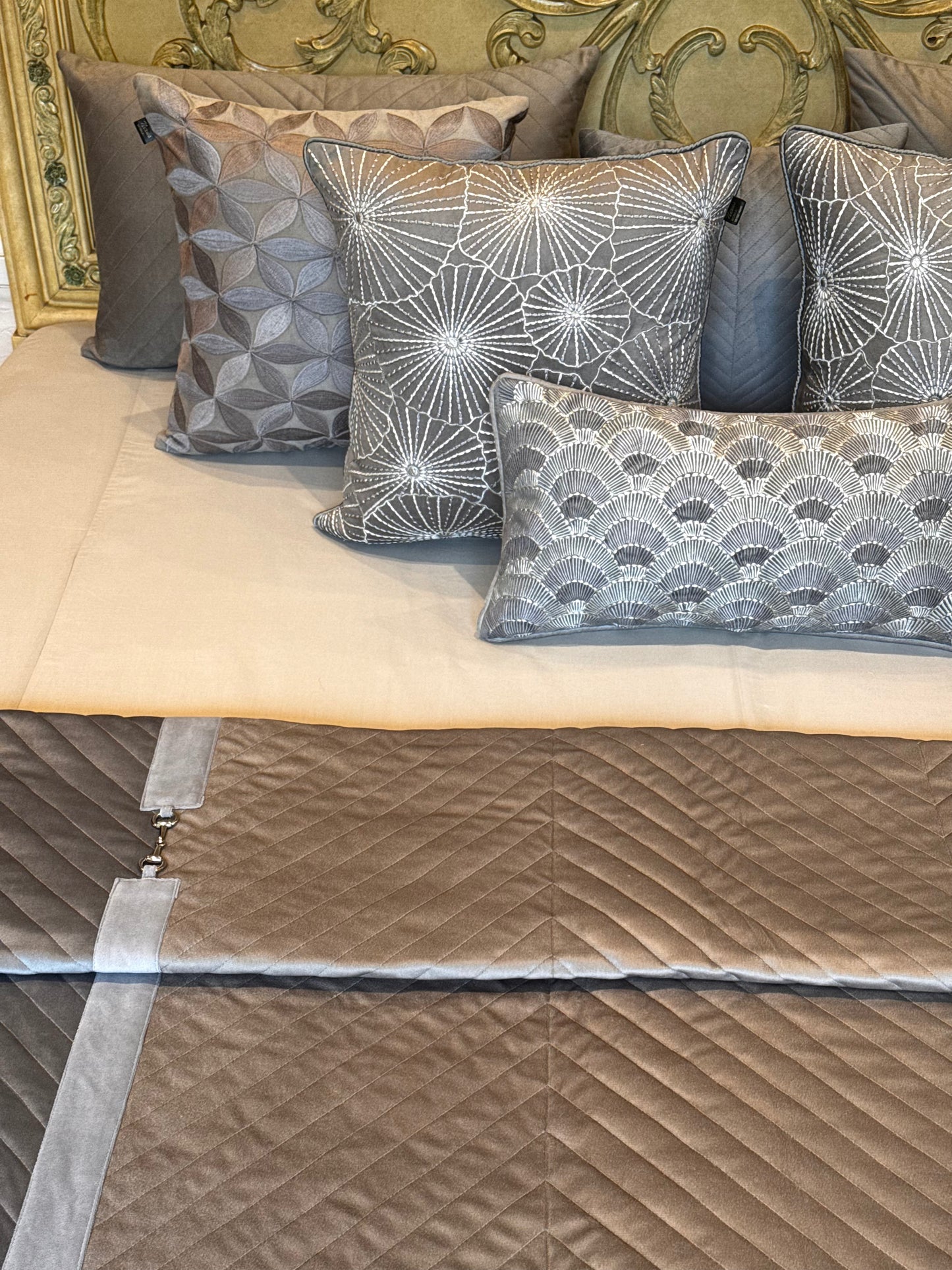 The Grey Crescent Bedding Set