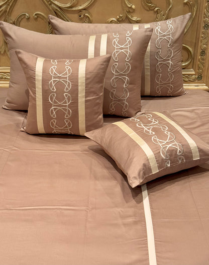 THE BEIGE PAPILLON BEDSHEET