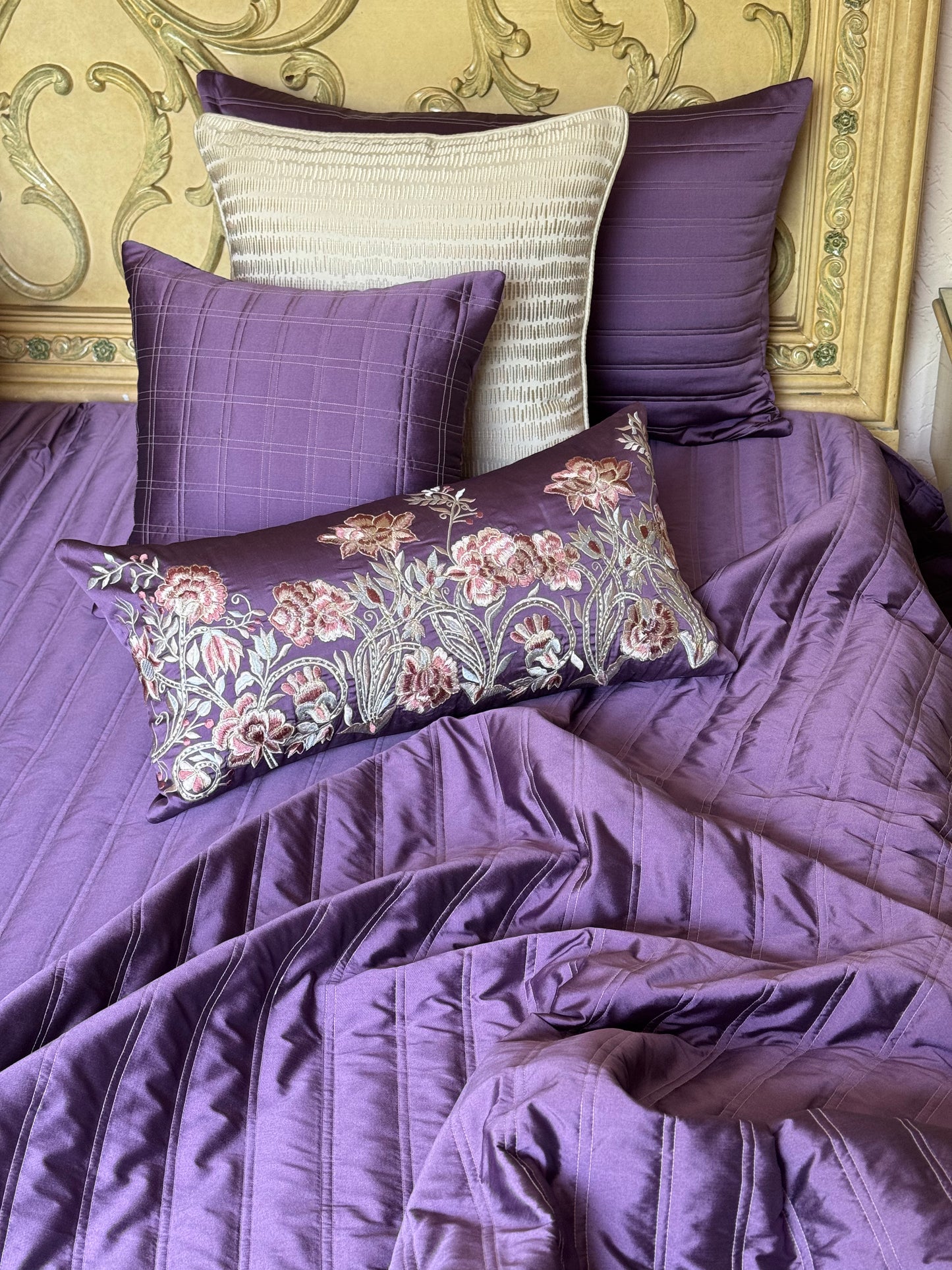 The Purple Frosted Bloom Bedding Set