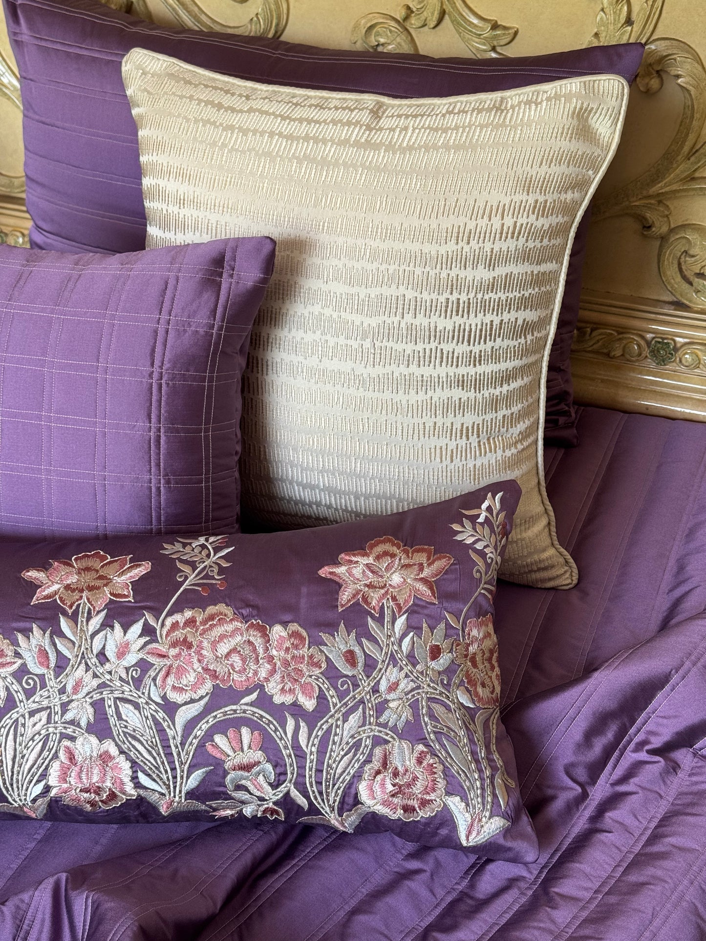The Purple Frosted Bloom Bedding Set