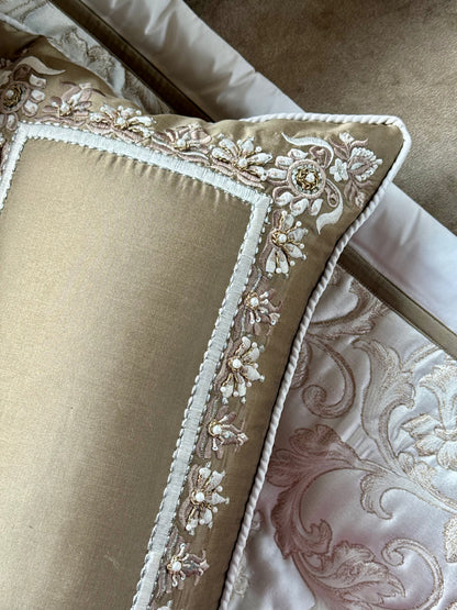 The Regent Crest Lumbar (With Insert)