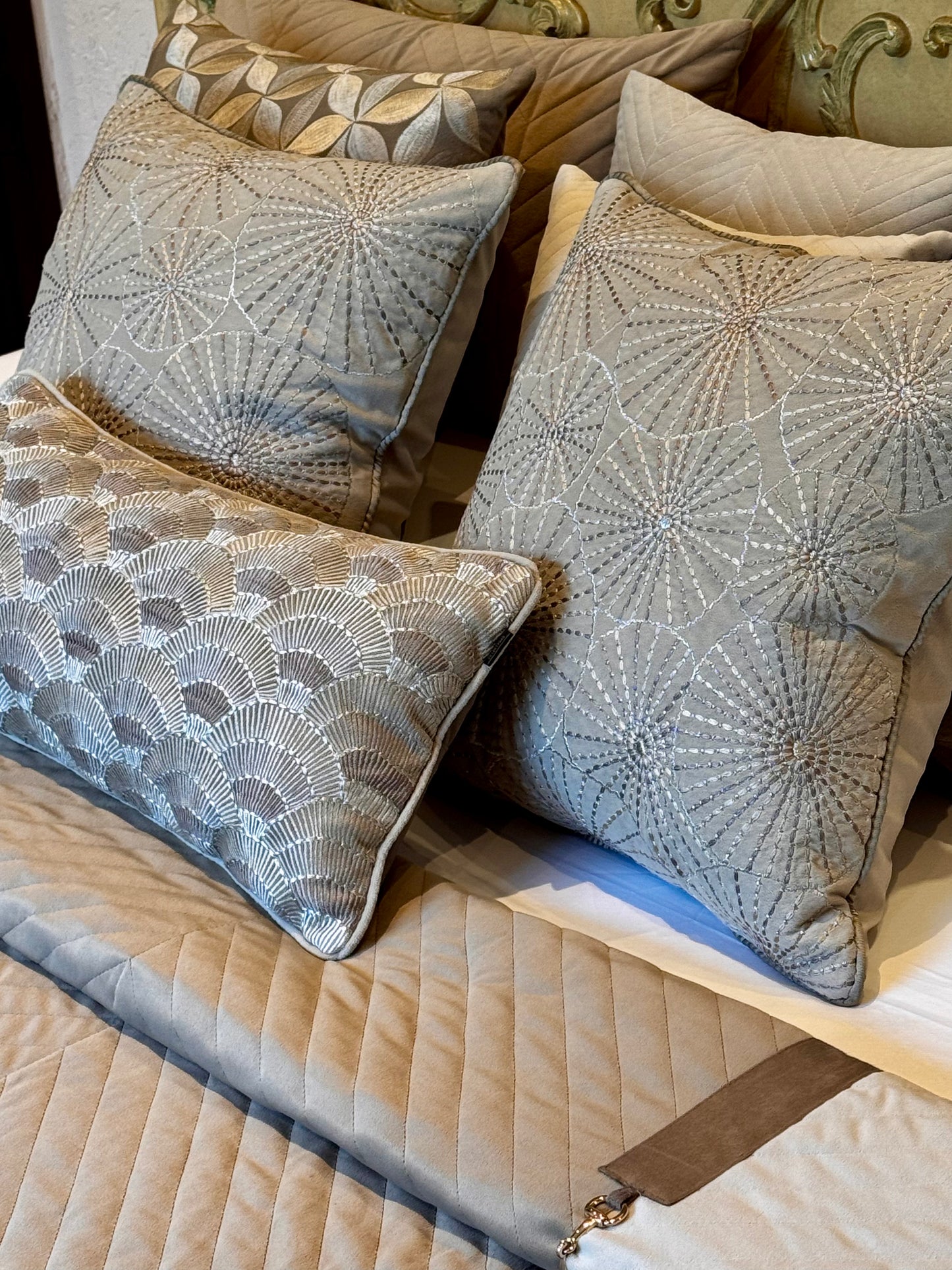 The Gold Crescent Bedding Set