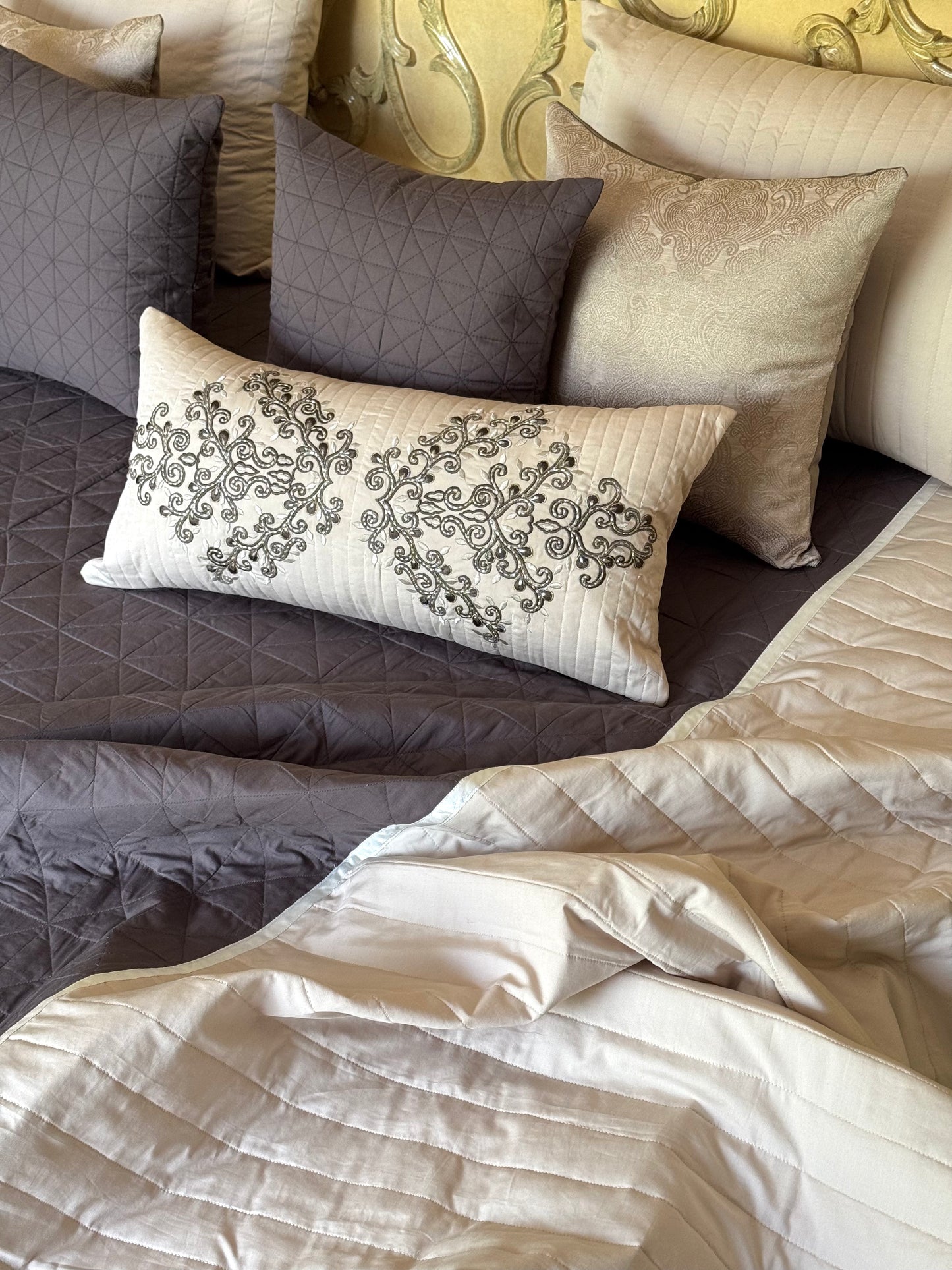Beige & Brown Cotton Bedding Set