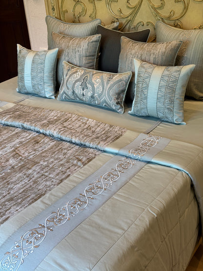The Azure Palazzo Quilt Set