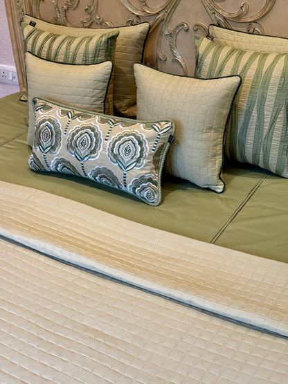 The Green Hour Bedding Set