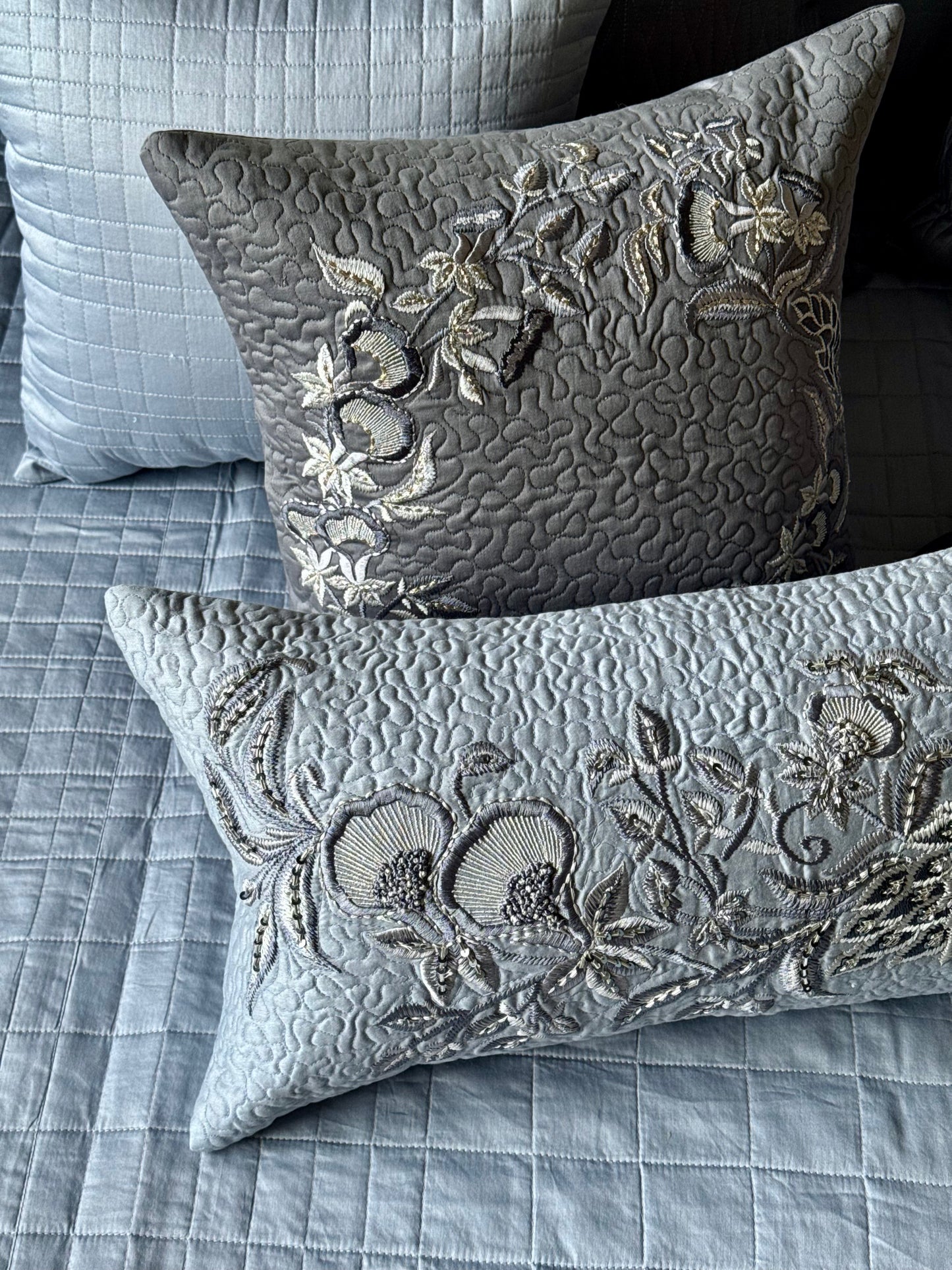 The Blue Elysia Bedding Set