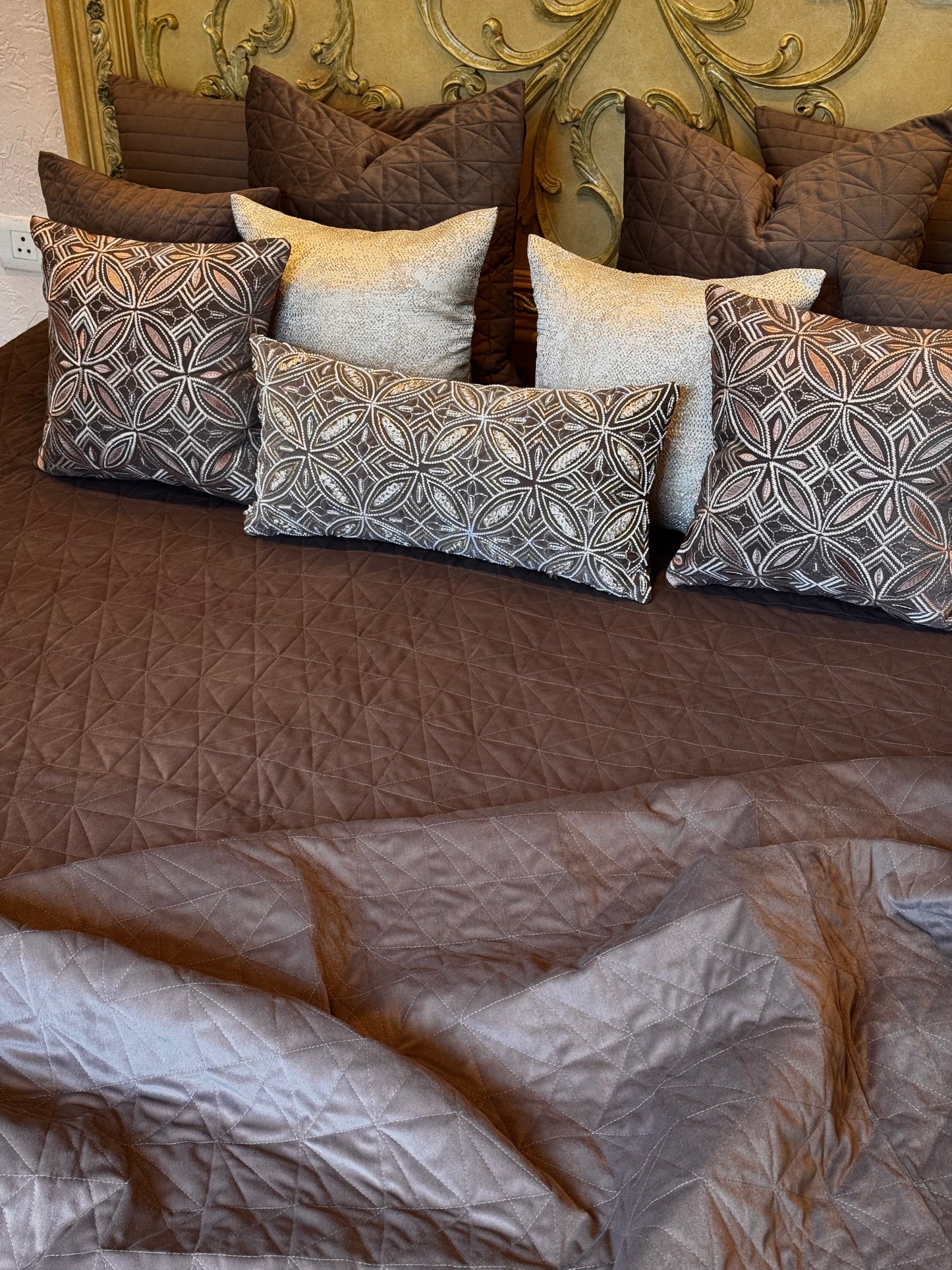 The Brown Tuscan Sun Bedding Set