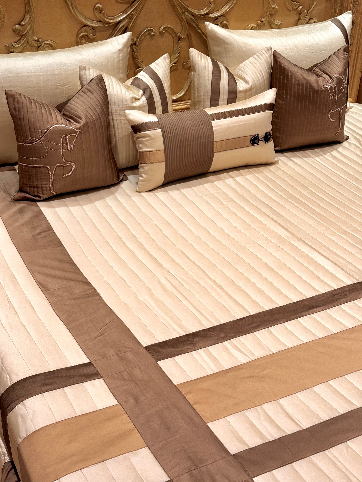 THE BEIGE & BROWN BUCKLE SET