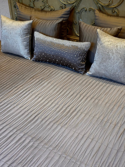 The Dusty Brown Bedding Set