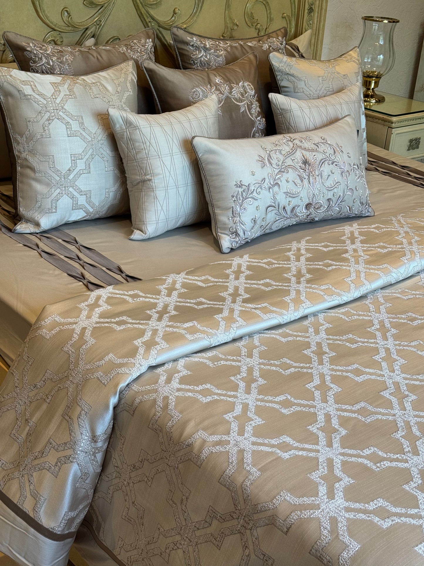 The Champagne Star Duvet Set