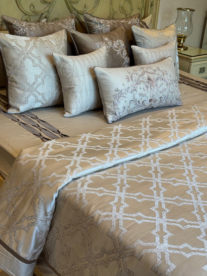 The Champagne Star Duvet Set
