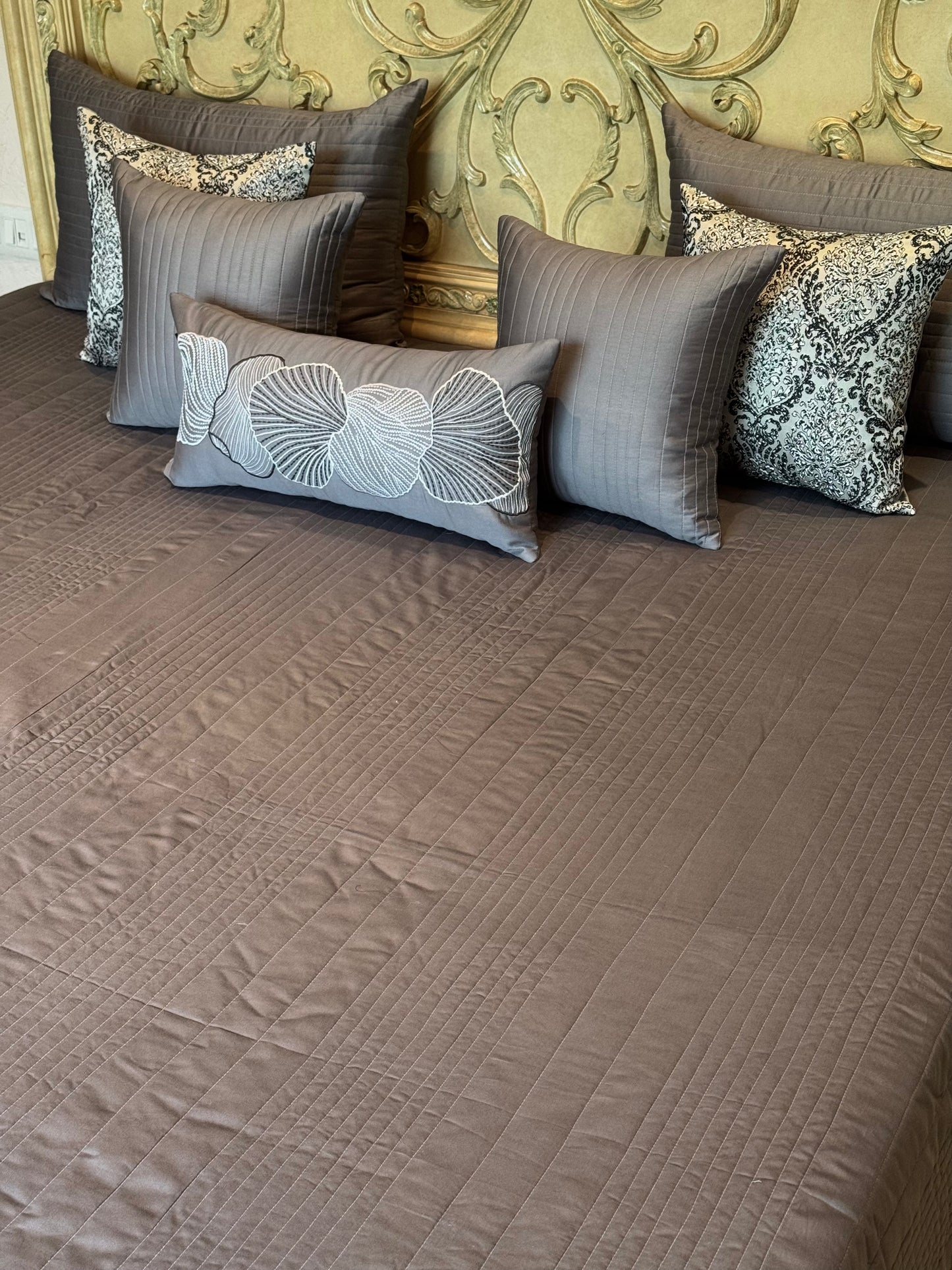 The Soft Grey Ocean Bedding Set