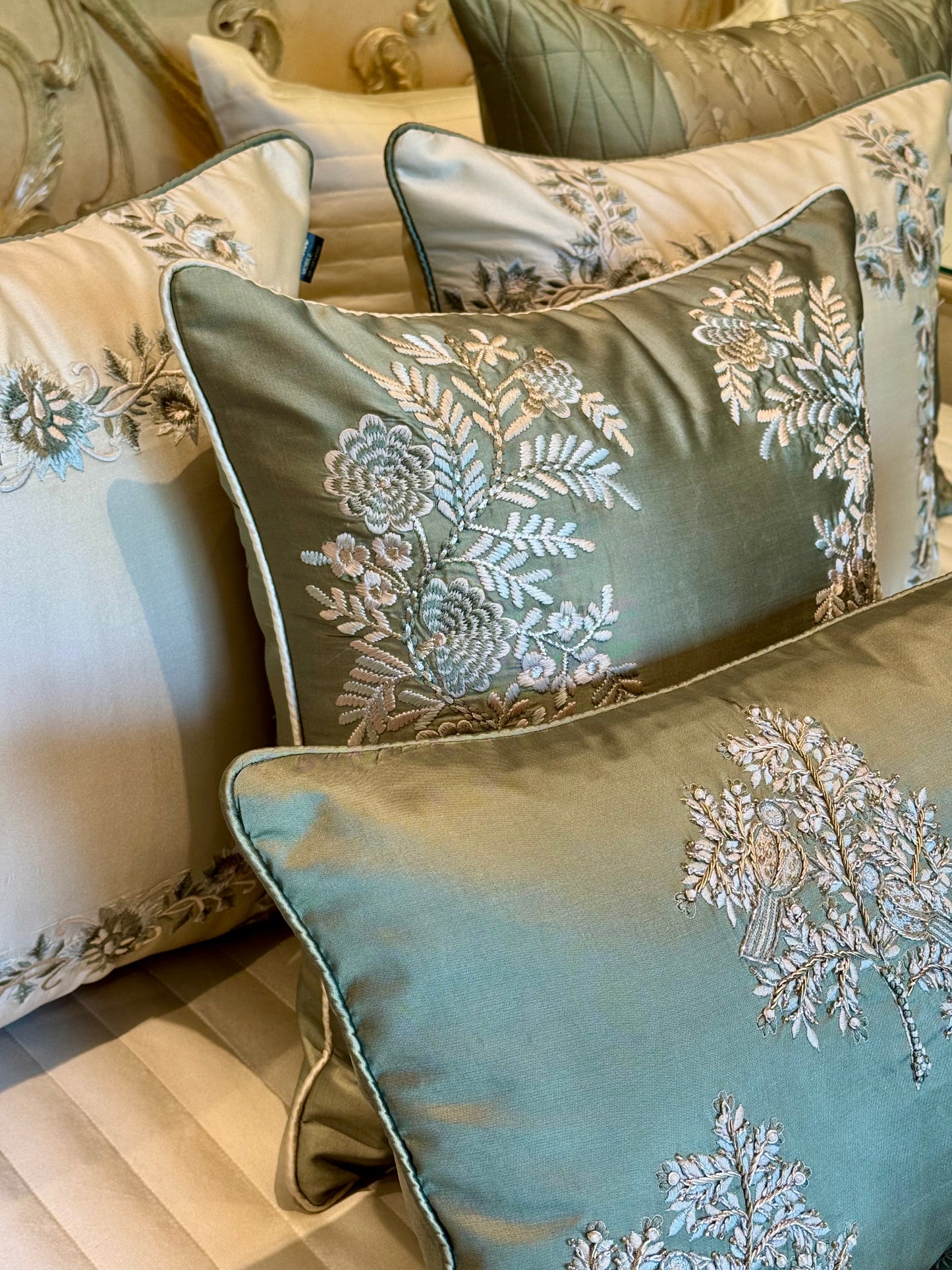The Sage Merlot Quilt Set