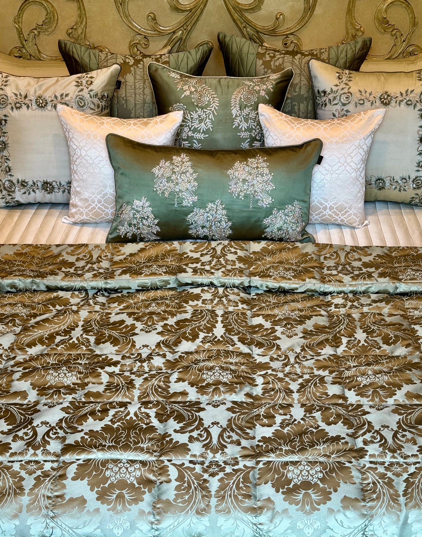The Sage Merlot Quilt Set