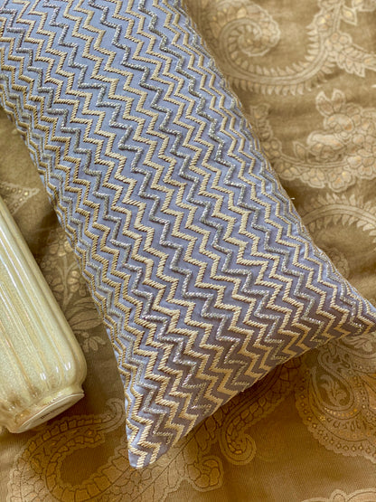 FOLIAGE SPINE CUSHION (WITH INSERT)