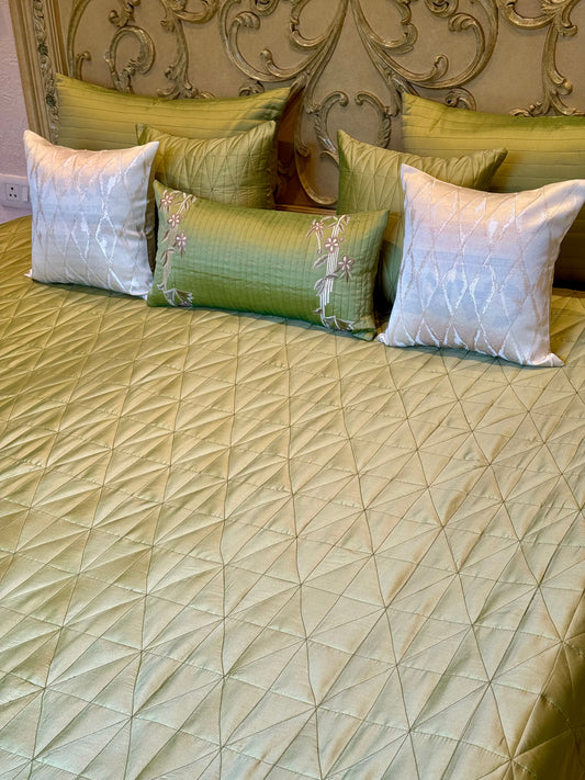 The Lime Green Branches Bedding Set