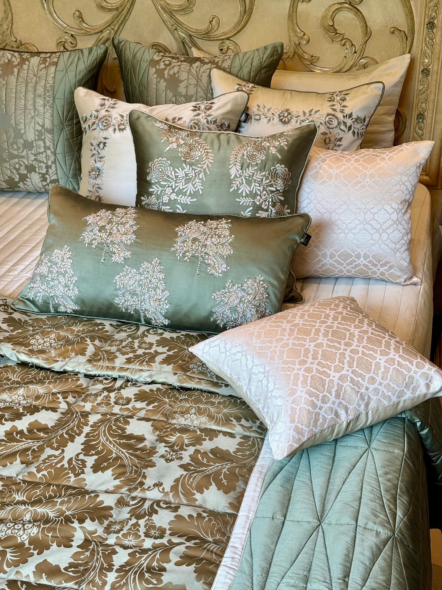 The Sage Merlot Quilt Set