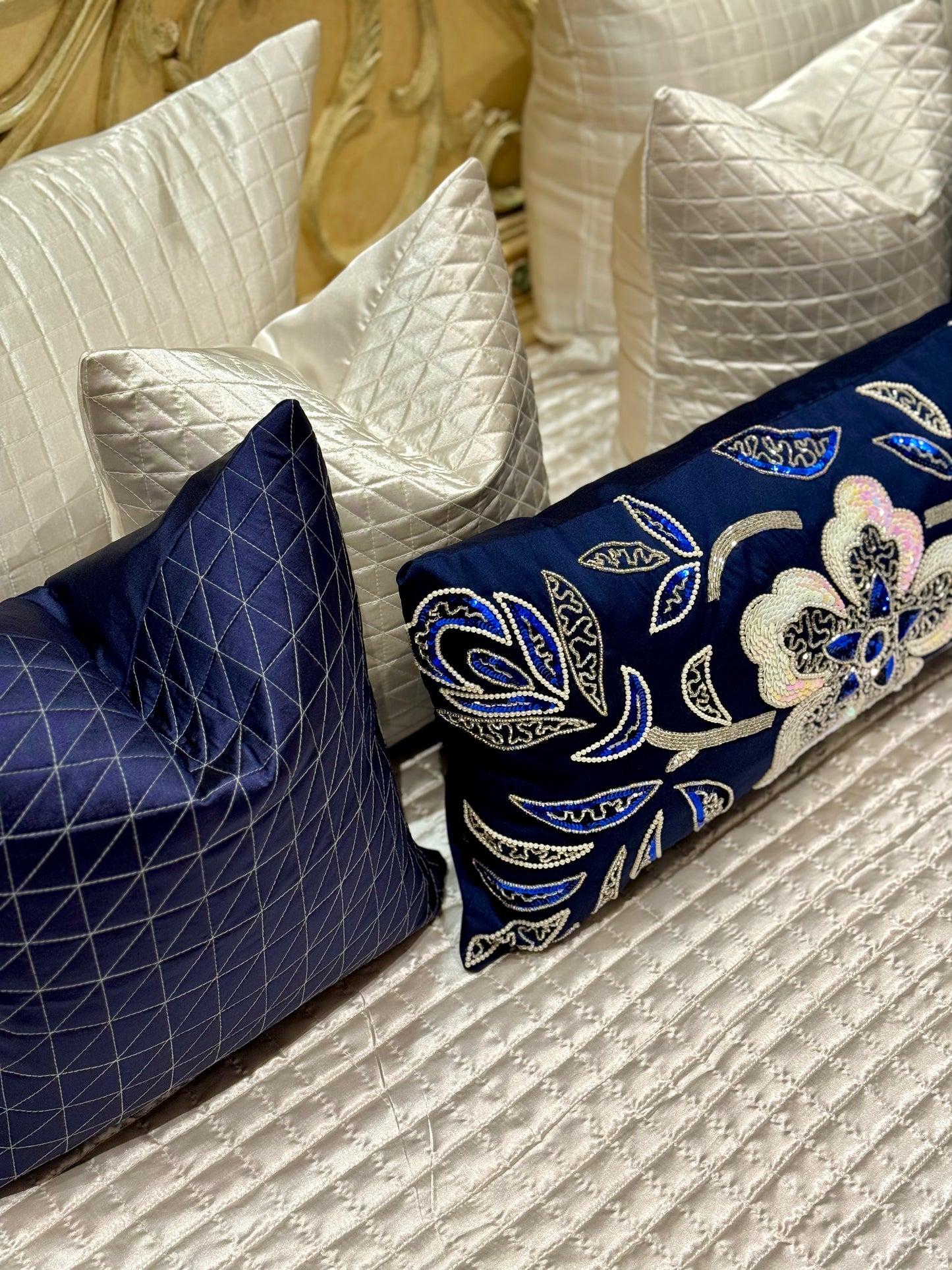 THE BLUE GARDEN BEDDING SET