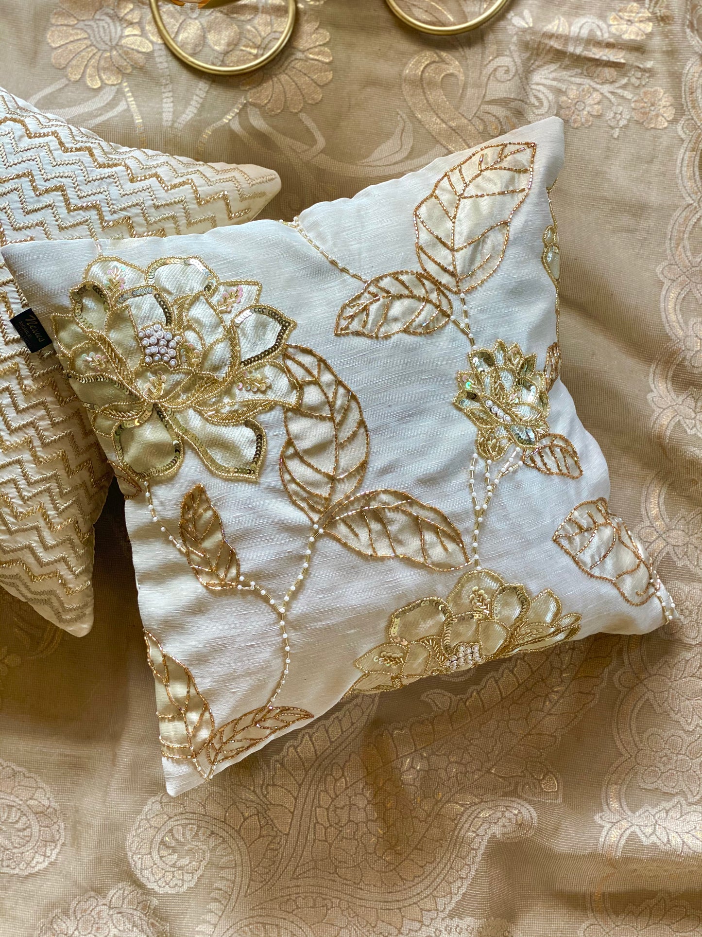 THE ASTER CUSHION COVER