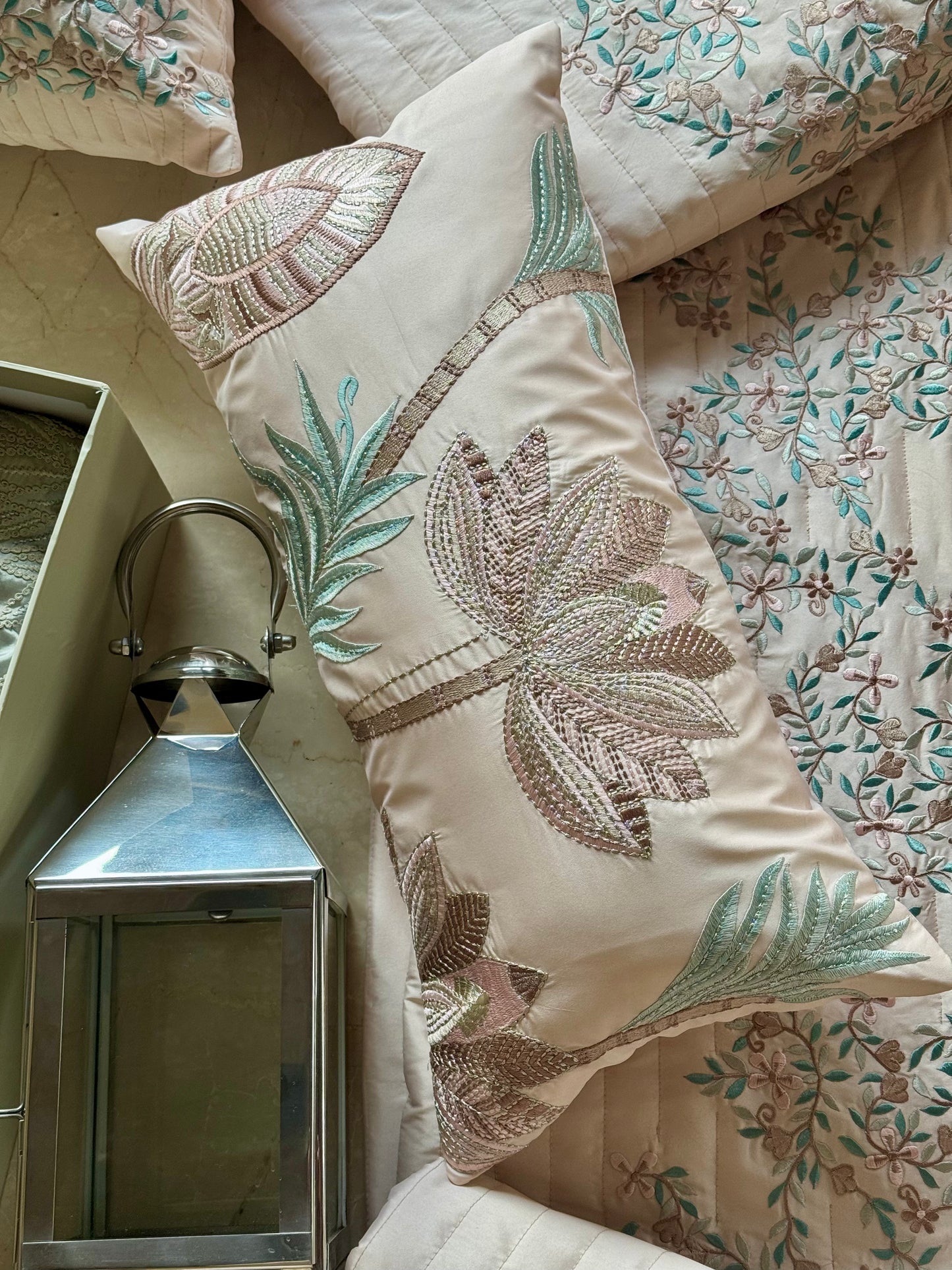 The Blush Botanica Lumbar (With Insert)
