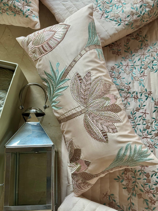 The Blush Botanica Lumbar (With Insert)