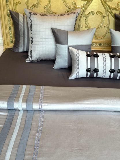 The Grey Ashford Quilt Set