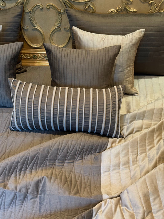 The Dori Bedding Set