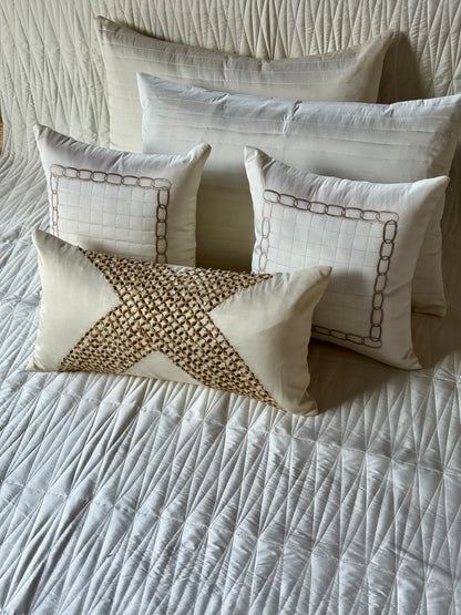 The Ivory Star Bedding Set