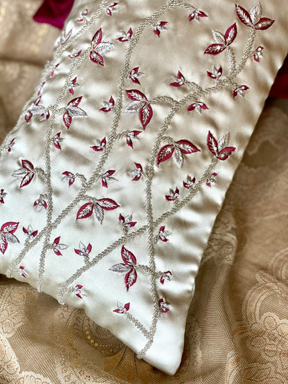 THE CHAMPAGNE AROMA SPINE (WITH INSERT)