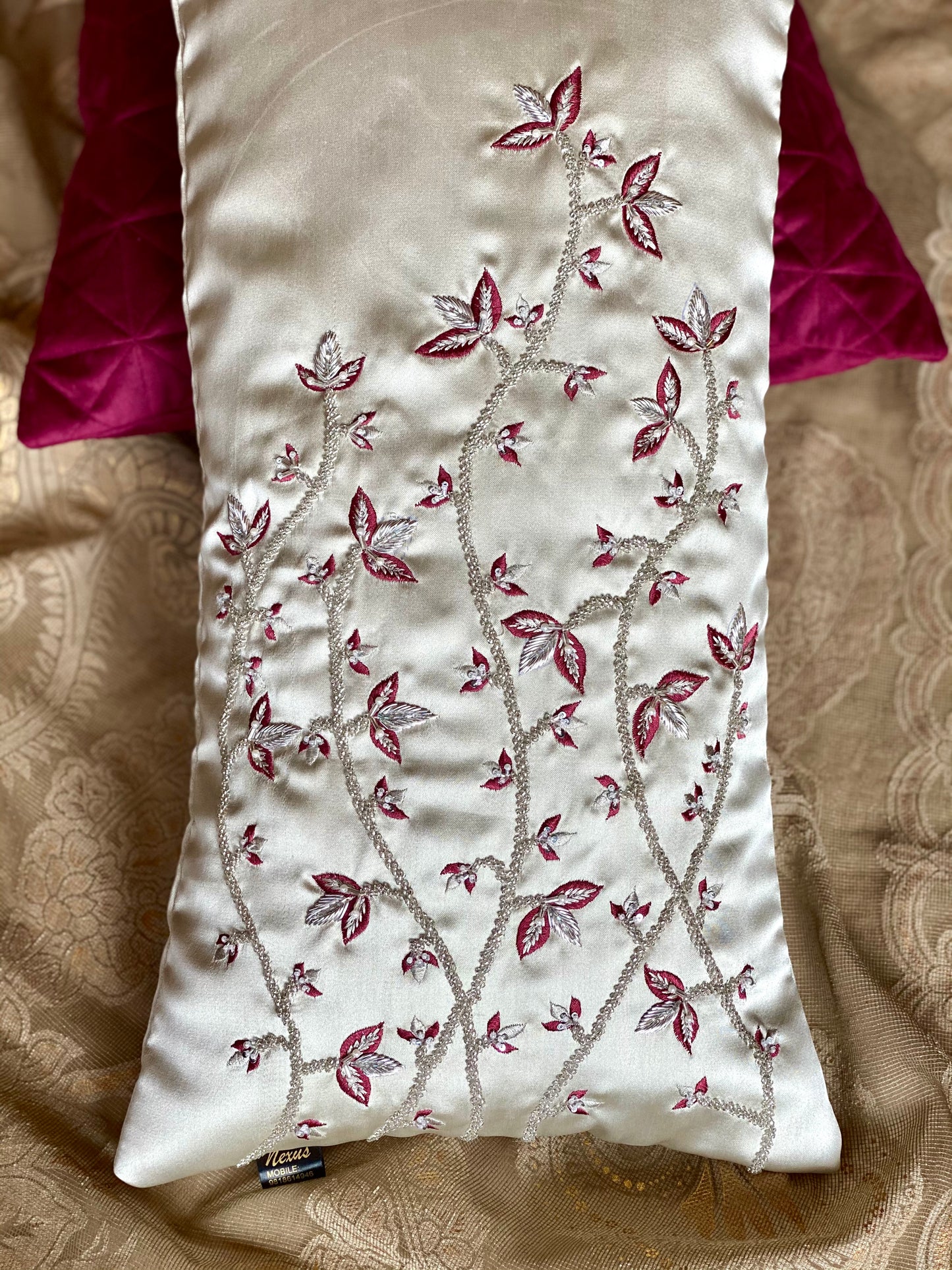 THE CHAMPAGNE AROMA SPINE (WITH INSERT)