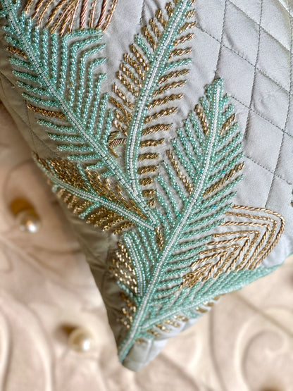 THE PINE SPINE CUSHION (WITH INSERT)