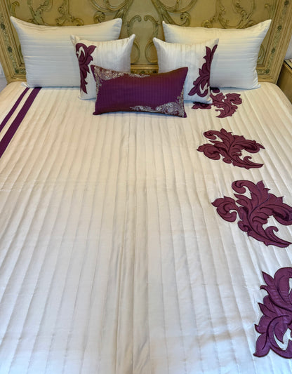 The Purple Leaf Bedding Set
