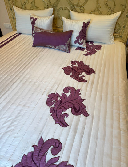 The Purple Leaf Bedding Set