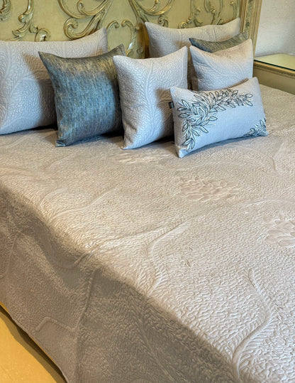 The Silver Fern Bedding Set