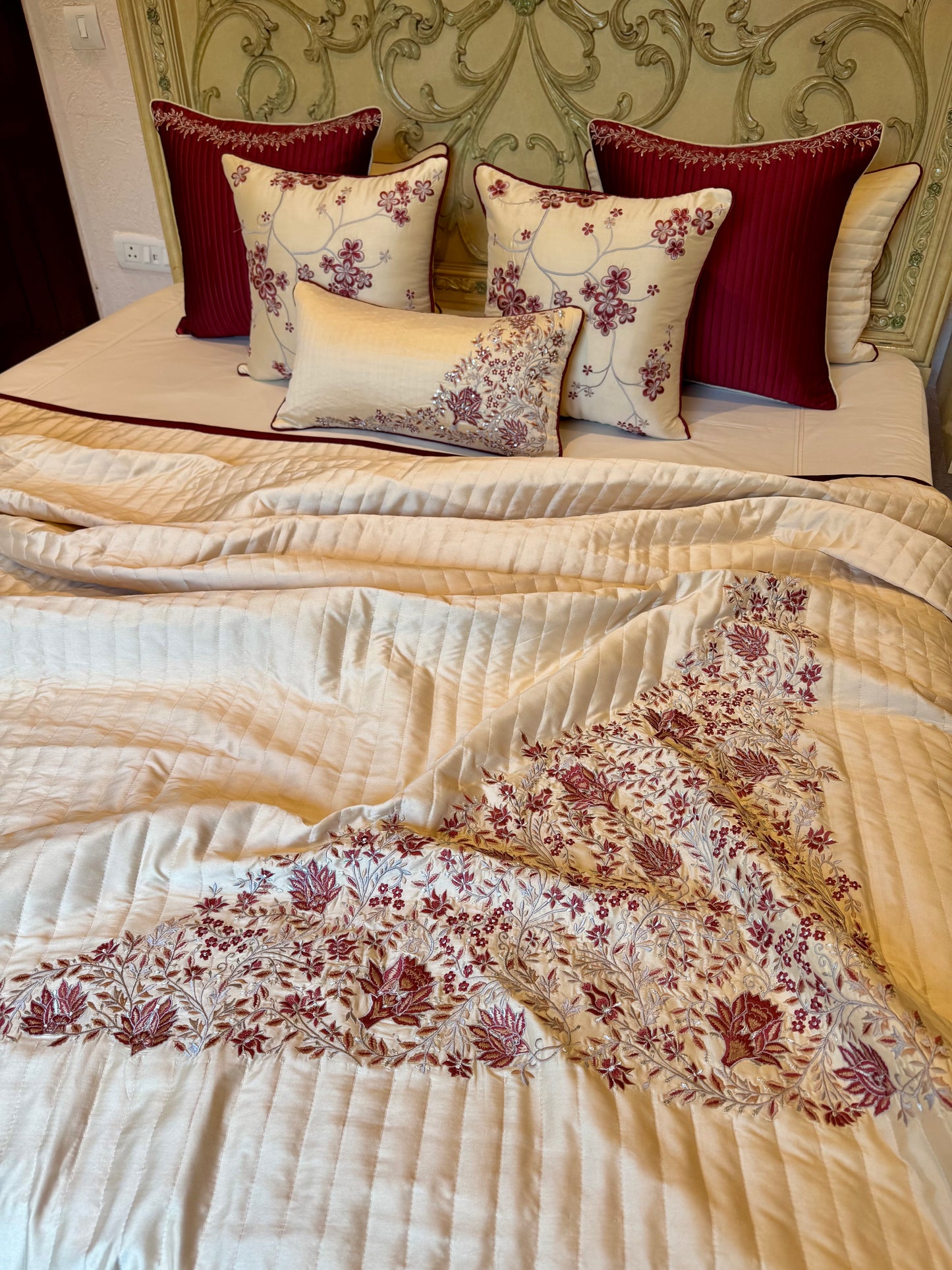 The Crimson Garden Bedding Set