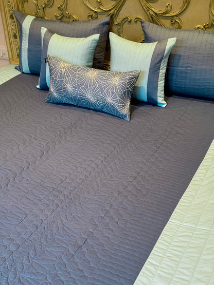 The Cotton Blue Madona Bedding Set