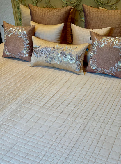 The Elysia Bedding Set