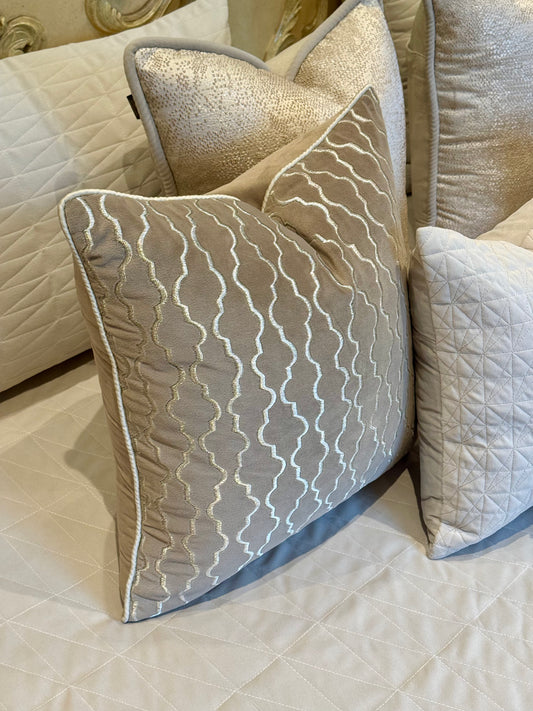 The Ivory Elara Bedding Set