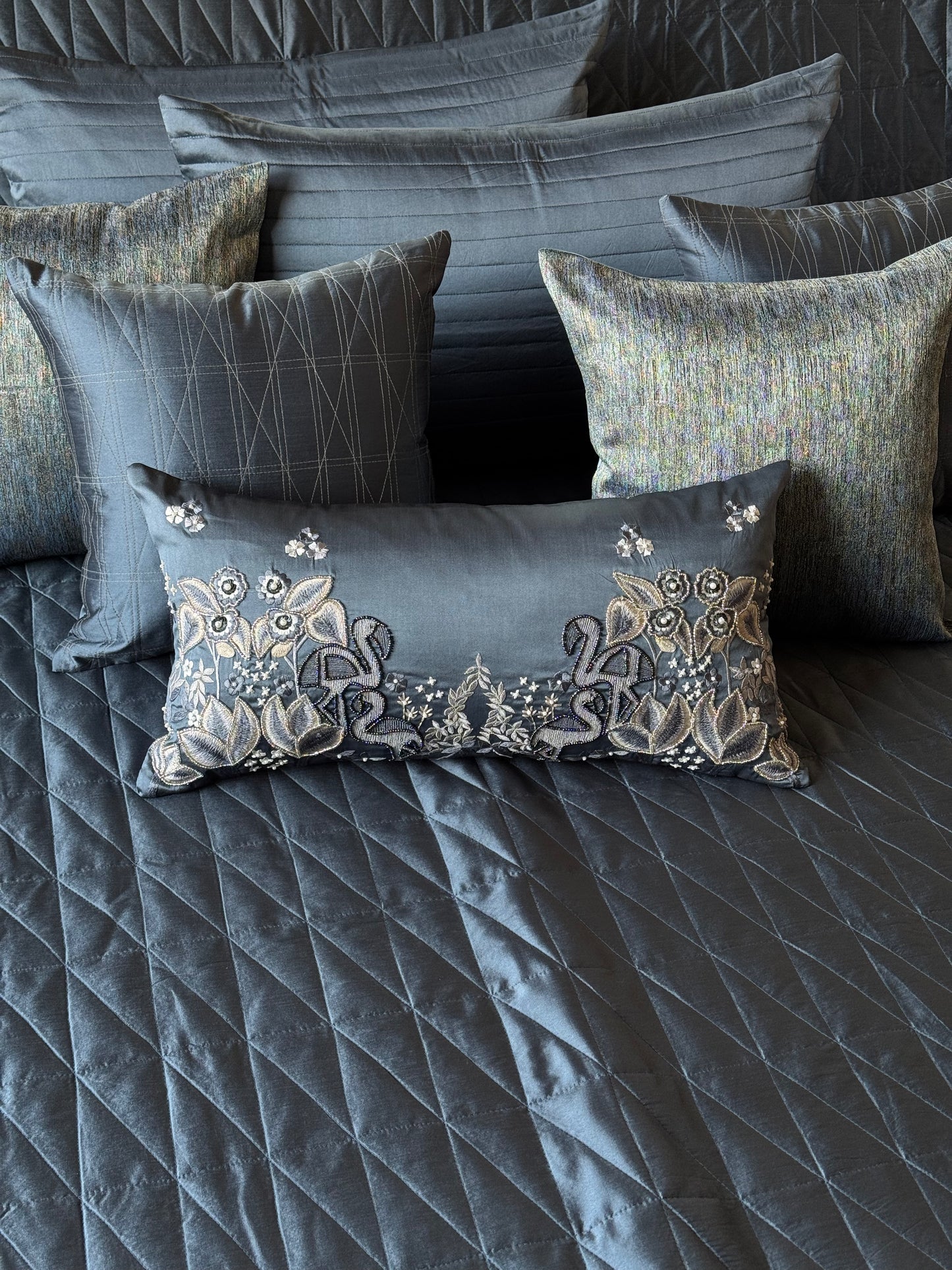 The Deep Blue Flamingo Bedding Set