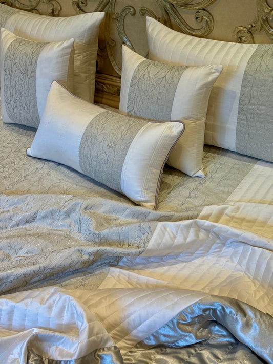 The Pearl Tree Bedding Set