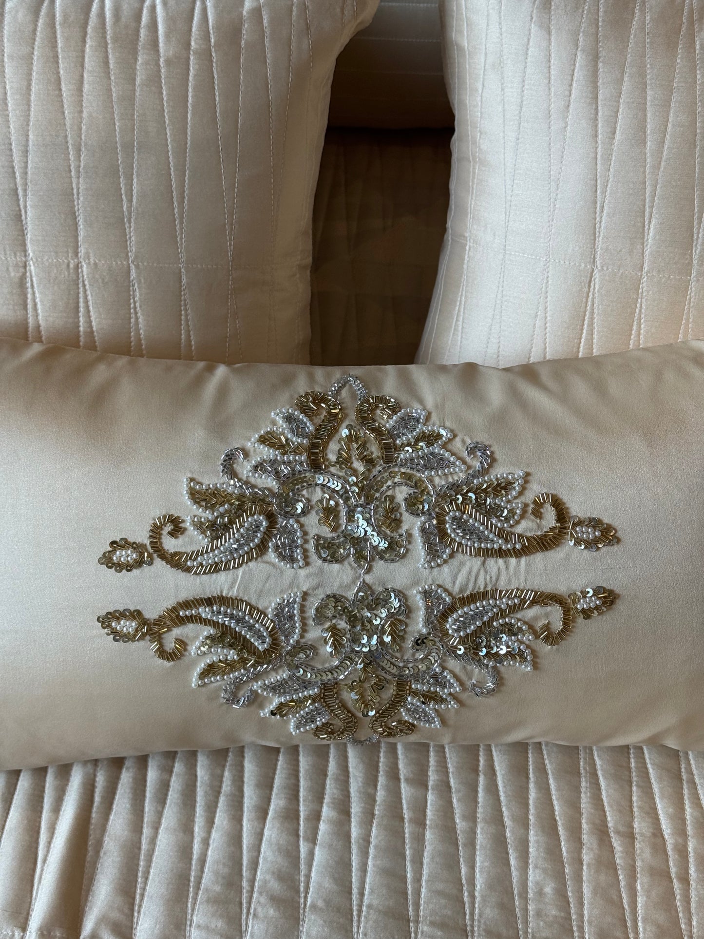The Ivory Majesty Gift Pack