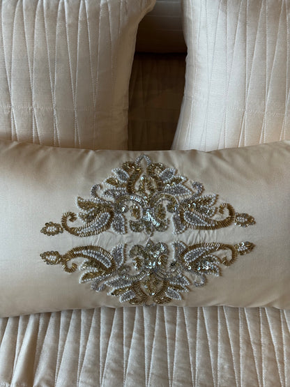 The Ivory Majesty Gift Pack