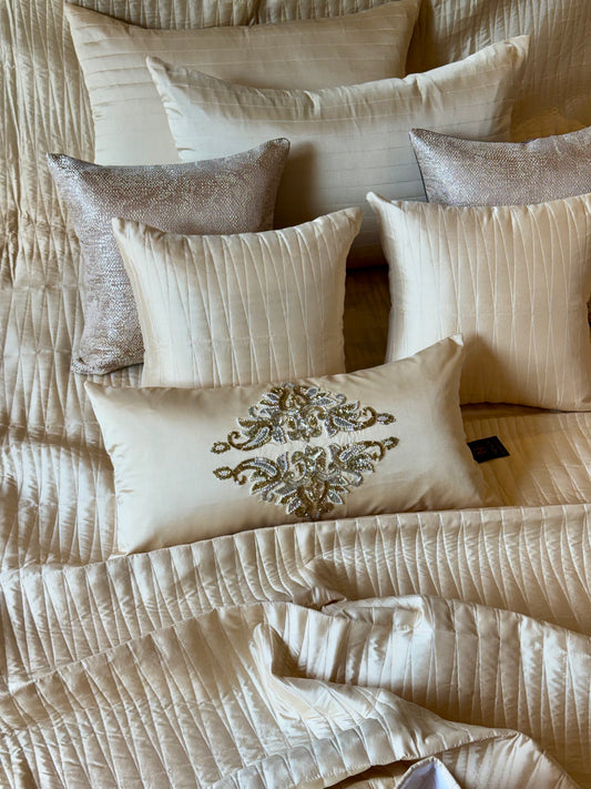 The Ivory Majesty Gift Pack