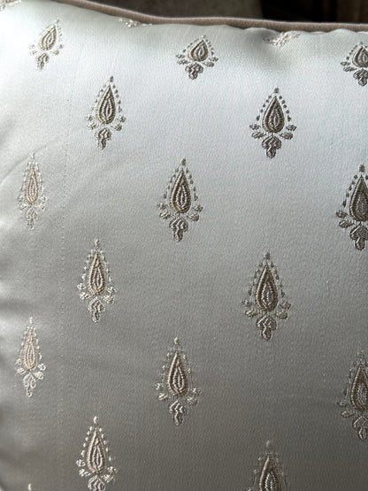 The Champagne Motif Cushion Cover