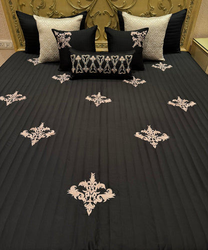 The Black Baroque Bedding Set