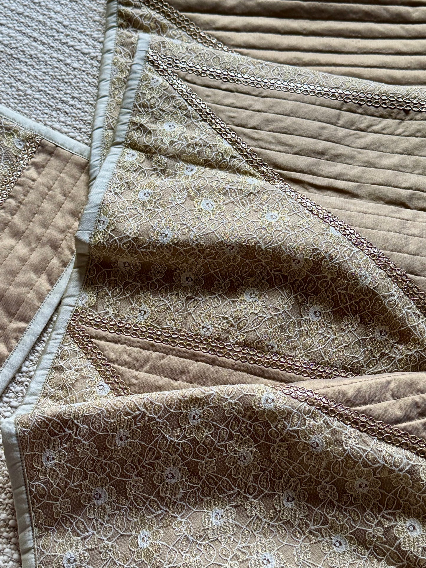The Gold Lace Table Linen