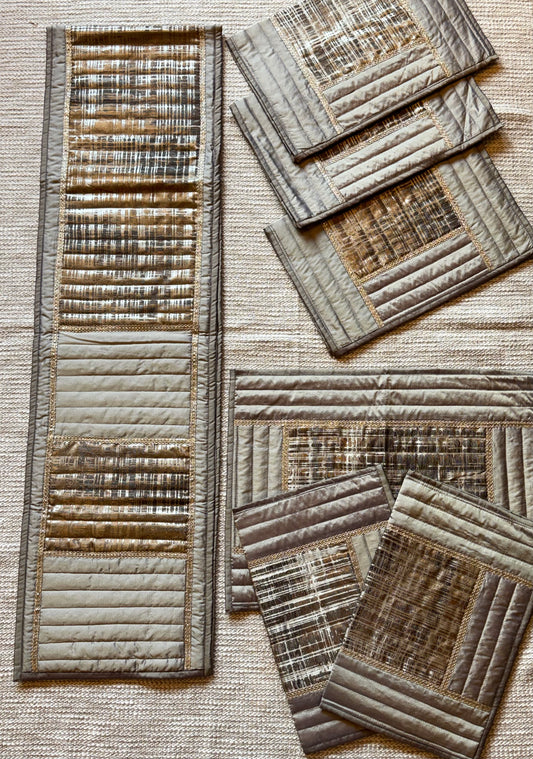 The Gold Linear Table Linen Set