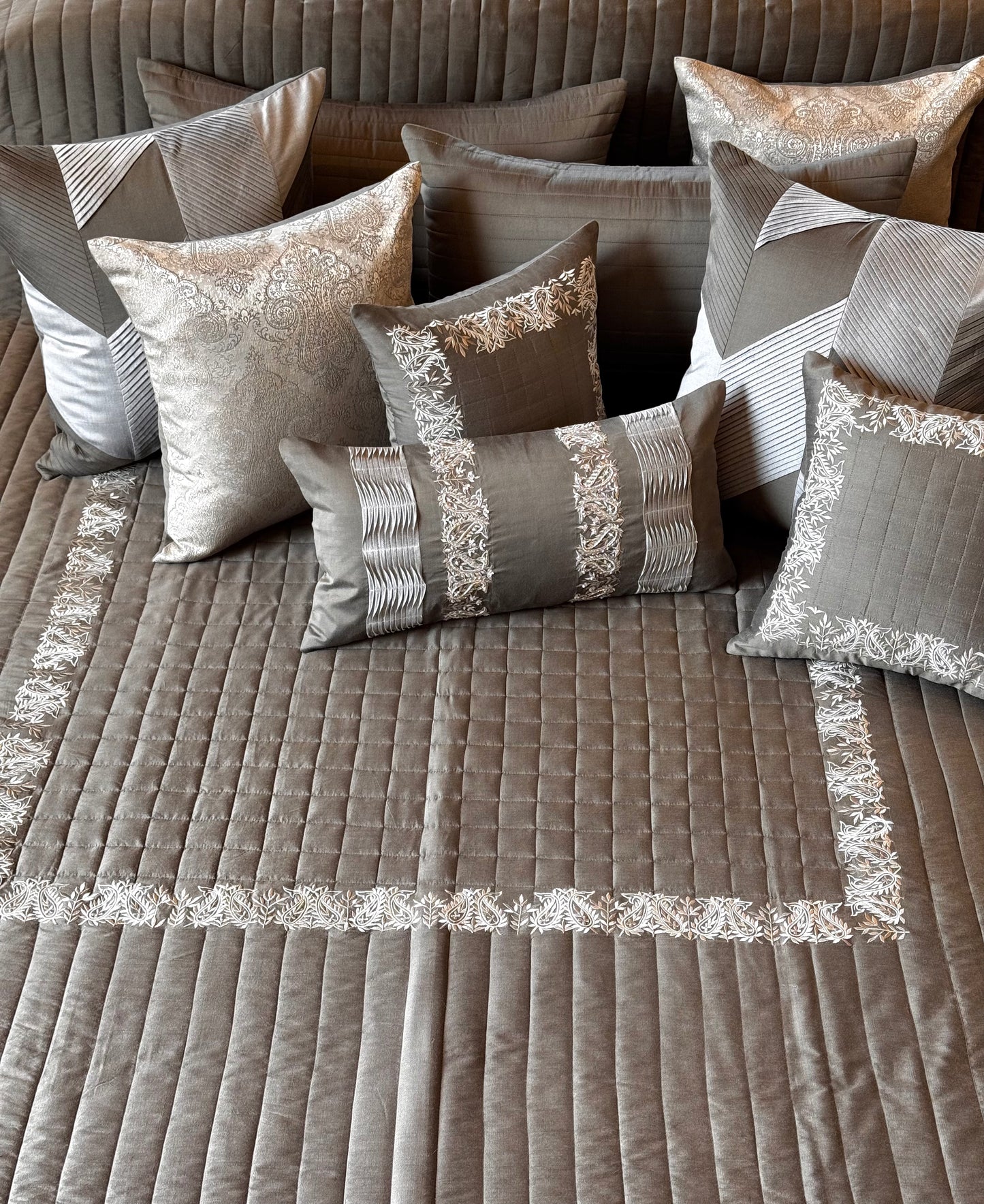 The Ashwood Empress Bedding Set