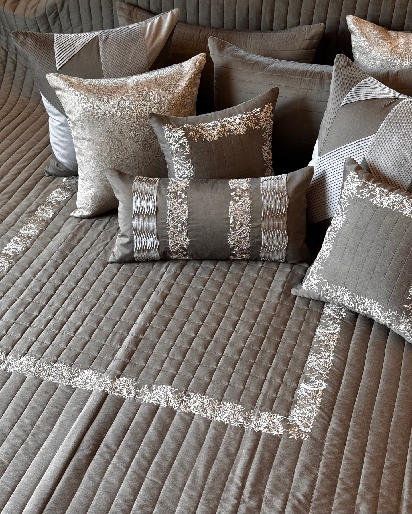 The Ashwood Empress Bedding Set